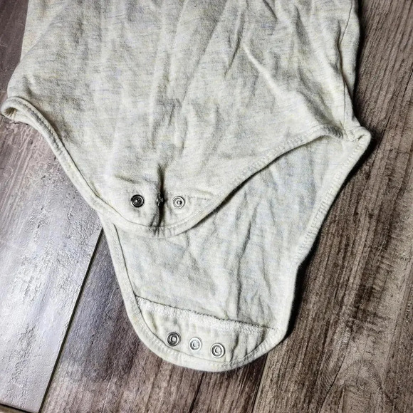 Shimmery Beige Tulle-Trimmed Top with Leopard Print Bottoms Outfit Size 24m - Picture 9 of 13